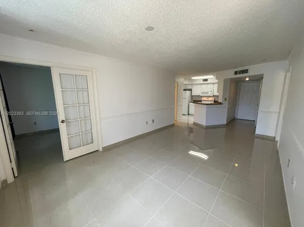1280 S Alhambra Cir, Coral Gables, FL