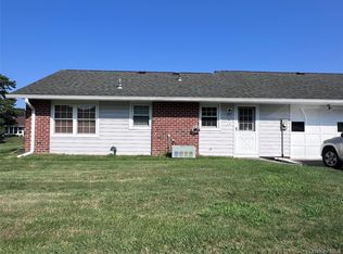 156 Falmouth Ct UNIT B, Ridge, NY 11961