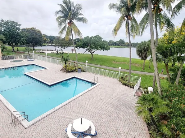 15320 SW 106th Ter APT 1115, Miami, FL 33196