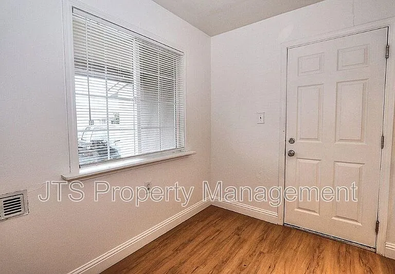 5302 Gordon Dr — Photo 25