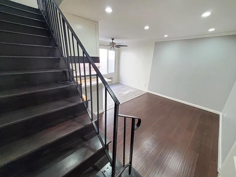 5836 Harold Way #14 — Photo 9