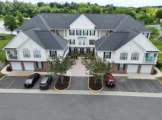 43134 Watercrest Sq, Chantilly, VA 20152