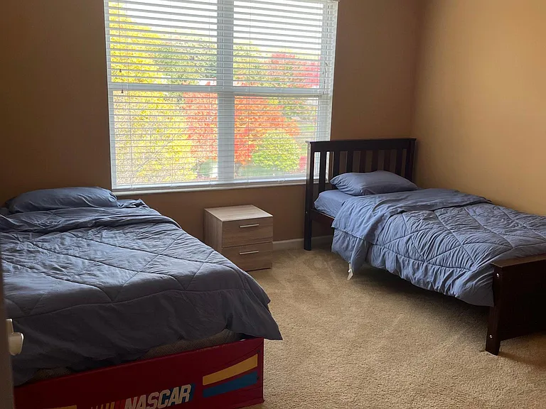 4611 Court Yard Dr #4611 — Photo 3