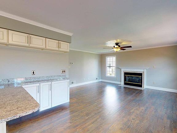 3rd image of 105 Atoka Dr