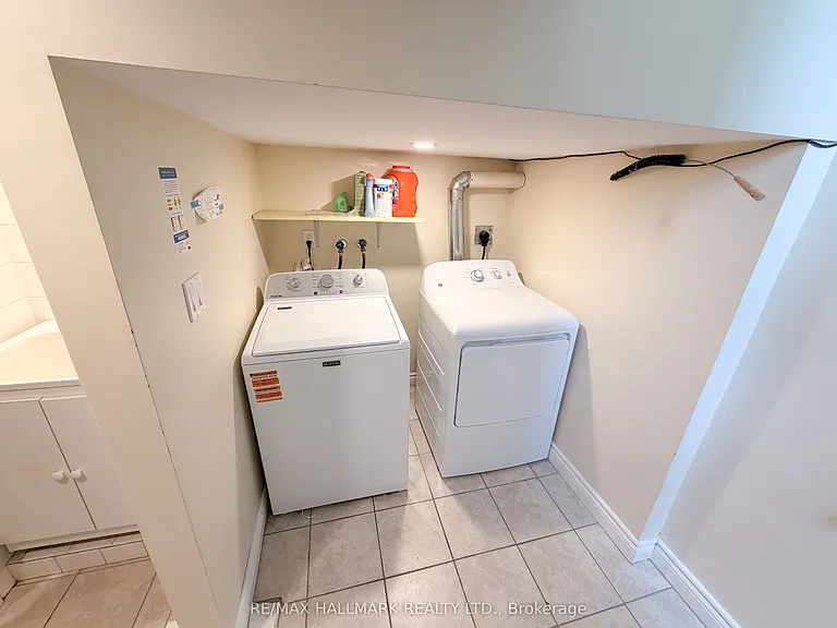 338 Demaine Cres — Photo 14