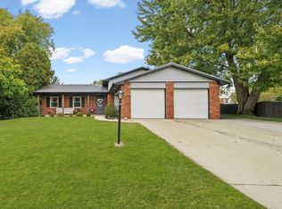 2804 Berniece Ct, Champaign, IL