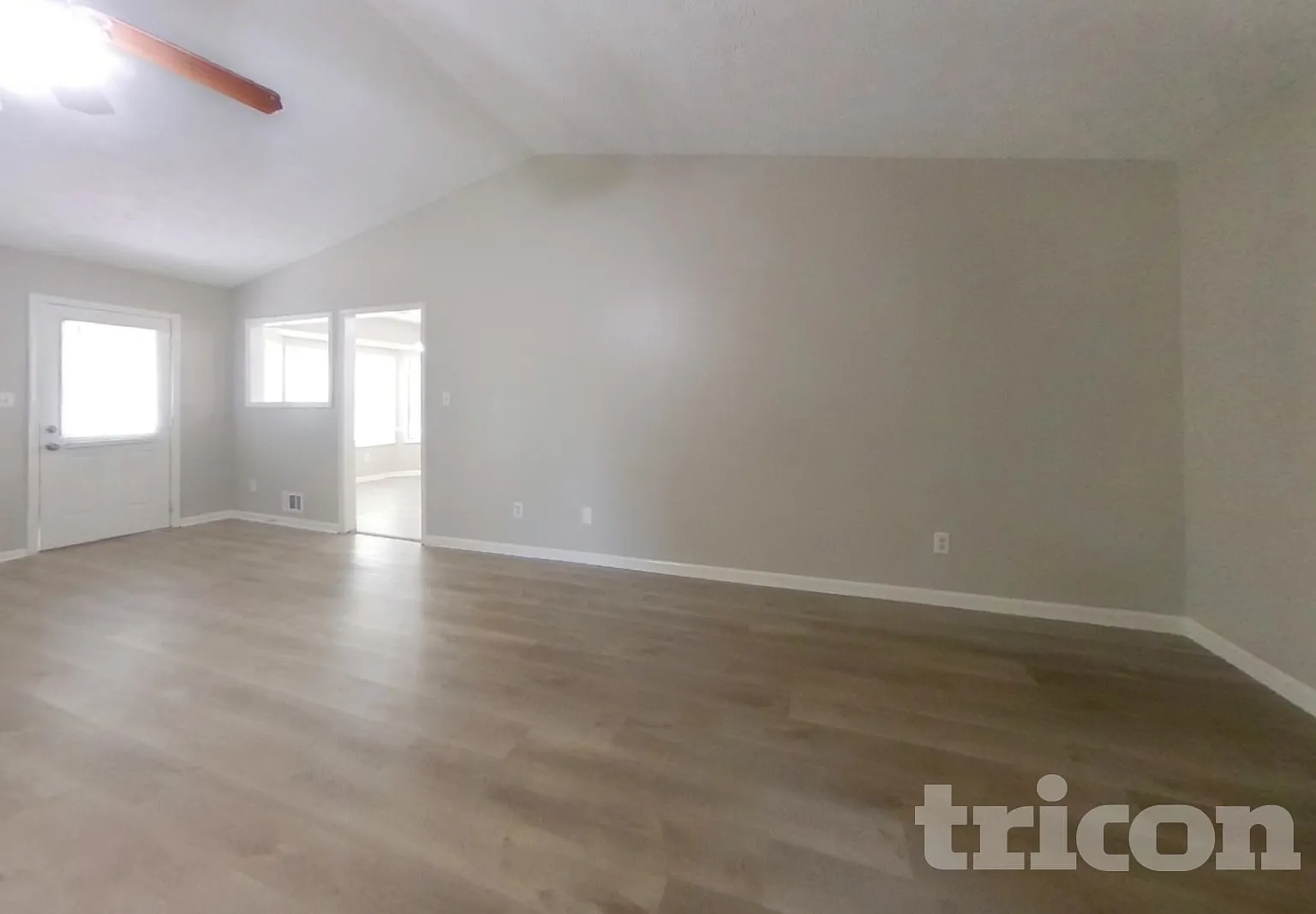 968 Dallas Way Lawrenceville GA — Photo 4