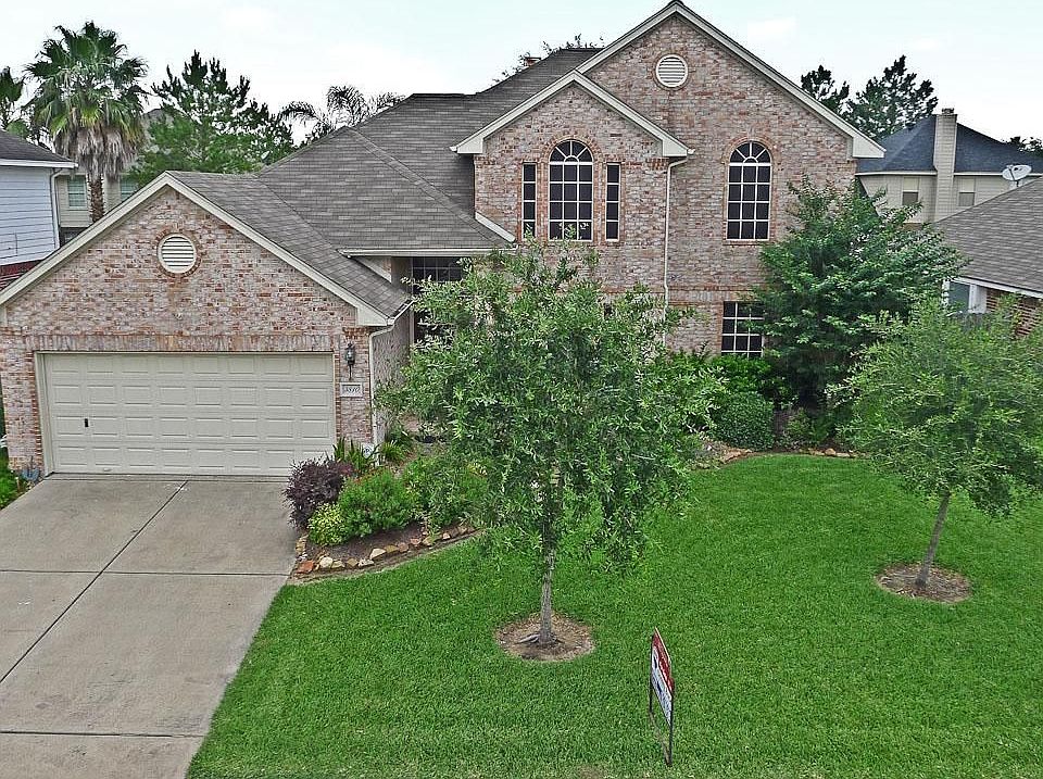 1st image of 3810 Lake View Dr