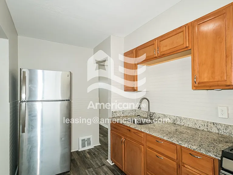 849916_006_kitchen_14266266.jpg