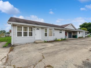 206 N Matteson St #B, Elwood, IL 60421