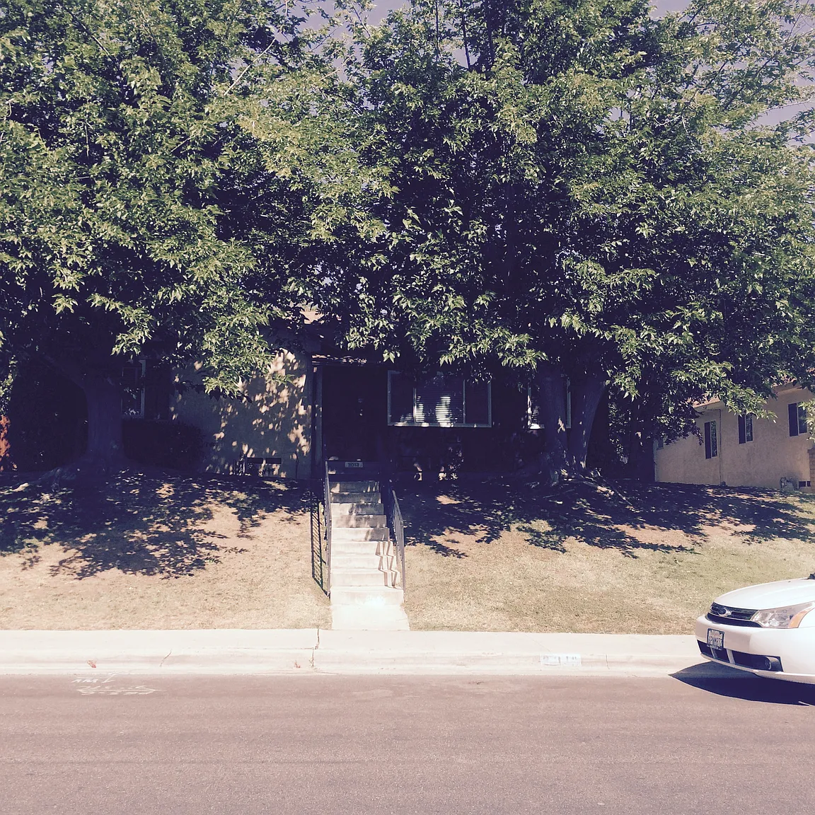 3013 Pomona St photo 1