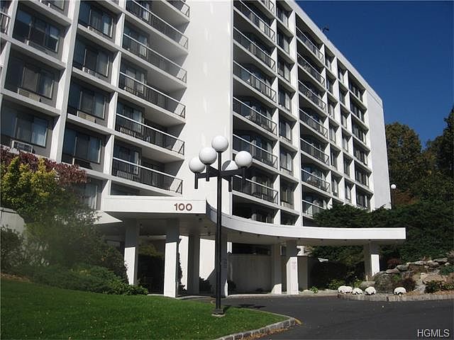 1st image of 100 High Point Dr APT 314