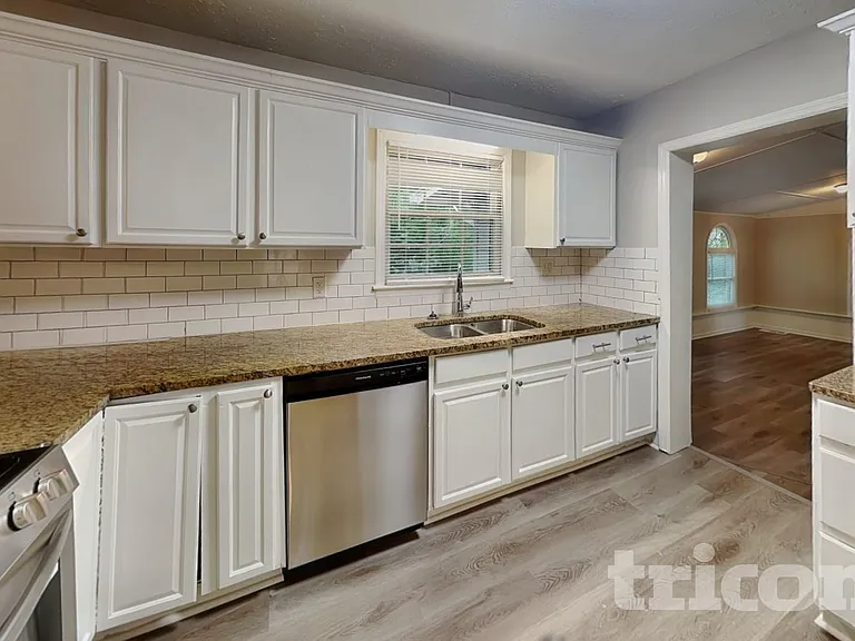 197 Highland Hills Rd — Photo 8