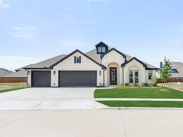 325 London Dr, Lavon, TX 75166