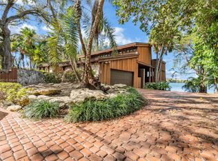 7261 Miller Dr, Miami, FL 33155