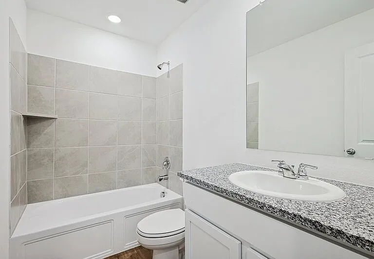 4217 Belmont Dr — Photo 11