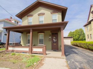506 S 3rd St, Watertown, WI 53094
