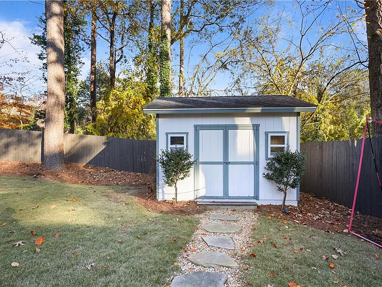1681 Bristol Dr NE — Photo 22