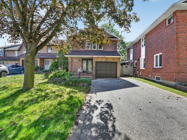 39 Longfellow Ct, Whitby, ON L1N 6V7