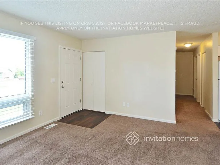 1530 S Salida Way — Photo 2