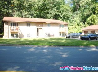 255 Wentworth Ave APT 4, South Saint Paul, MN 55075