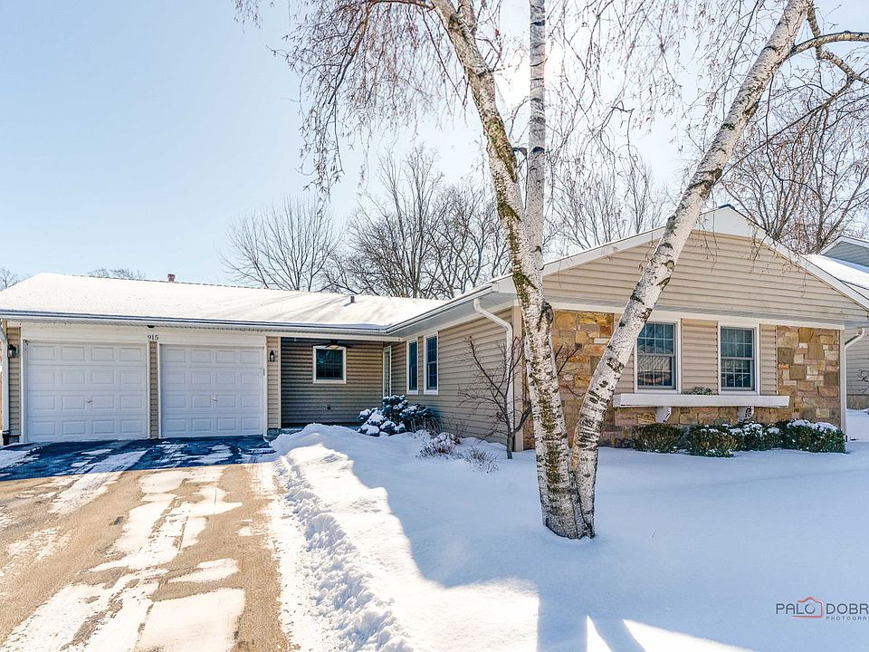 1st image of 915 Plum Grove Cir