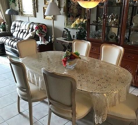 Causal or formal dining.