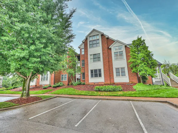202 Boxmere Pl, Nashville, TN 37215