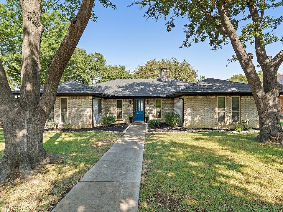 1st image of 1301 Tierra Calle