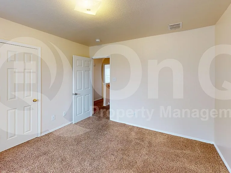 4009 Apple St — Photo 12
