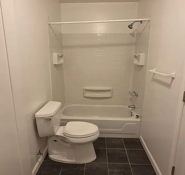 8201 Hensley Ct — Photo 29