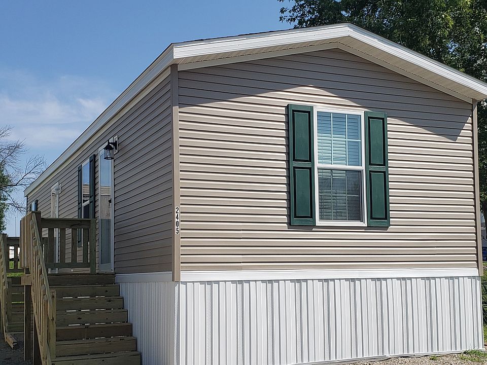 1st image of 2405 Catalpa St #66