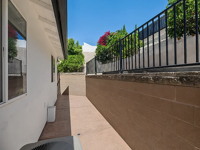 6402-06 Shane Place - 6406 — Photo 40