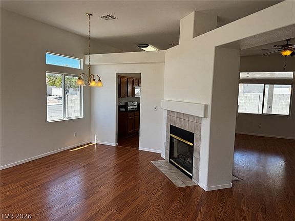 4th image of 2606 Brave Heart Ave