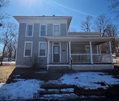 1st image of 223 W Madison St