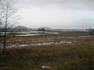 7662 F & S Grade Rd, Burlington, WA 98233