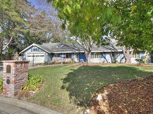 50 Sarah Ln, Moraga, CA 94556