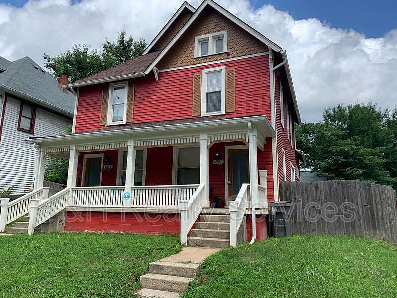 1st image of 1820 E 12th St