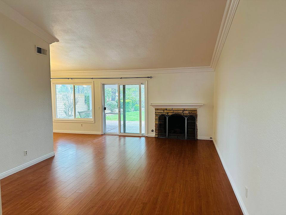 Bình Phạm Bình xăng con - Chế hòa khí GOOSE 350 Mikuni x YOSHIMURA TMR-MJN40