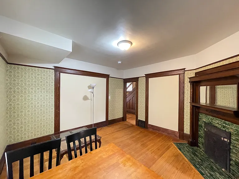 710 S Main St — Photo 5