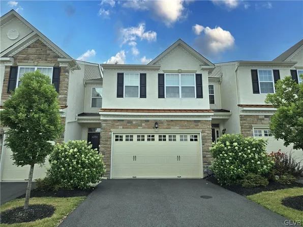 4372 Lenni Cir, Emmaus, PA 18049