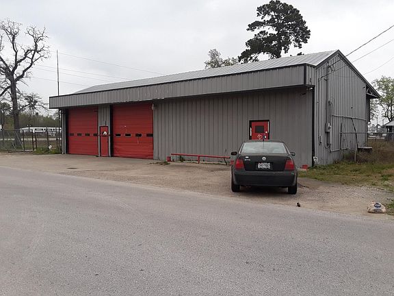 5th image of 17101 Grey Oaks Dr