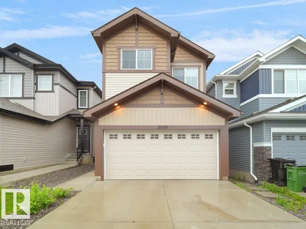 2039 13th Ave NW, Edmonton, AB T6T 2J6