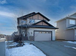 4413 W Ryders Ridge Blvd, Sylvan Lake, AB T4S0J9