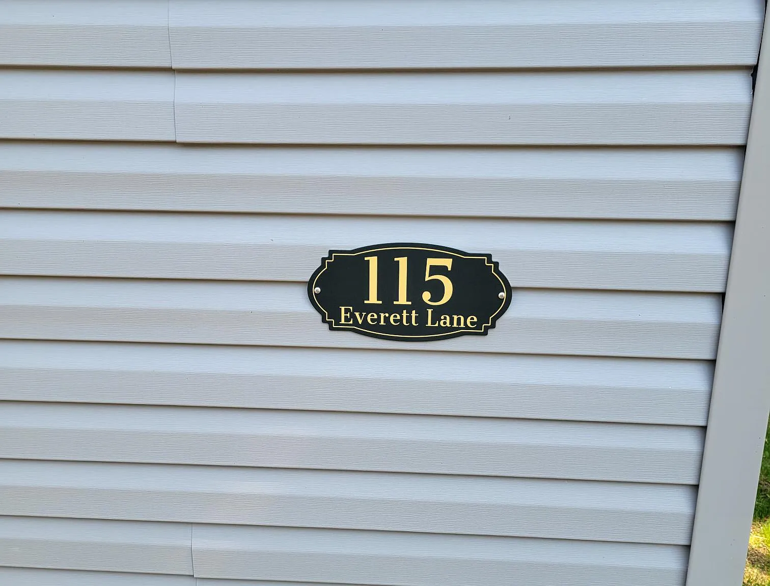 115 Everett Lane - . — Photo 3