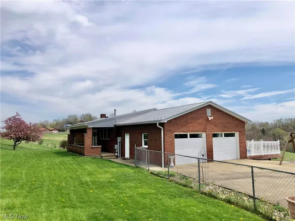 70859 Chermont Rd, Bridgeport, OH 43912