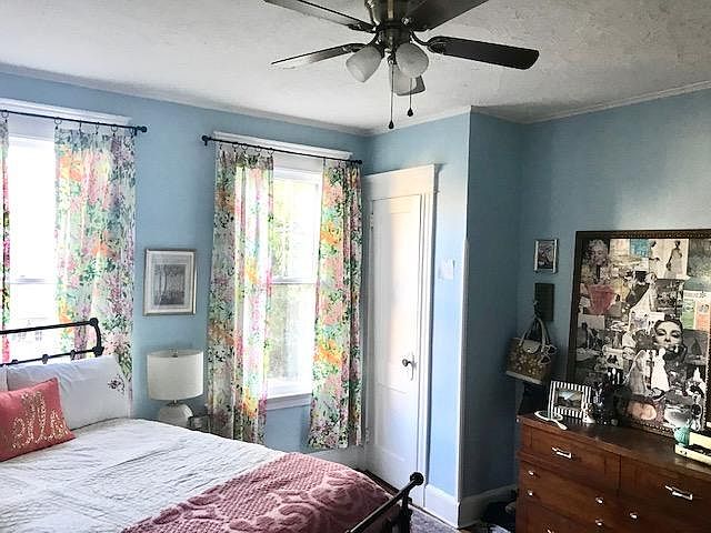 2nd image of 861 Orange St
