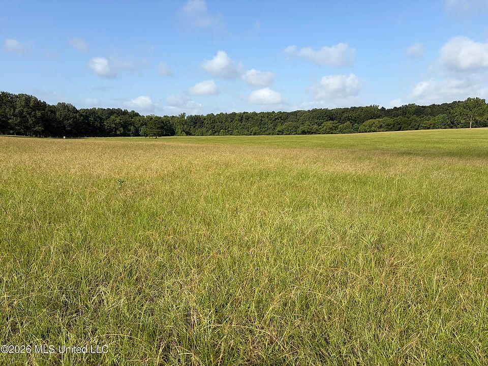 1st image of 428 Country Club Rd