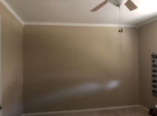 2104 S Oak St, Stuttgart, AR 72160