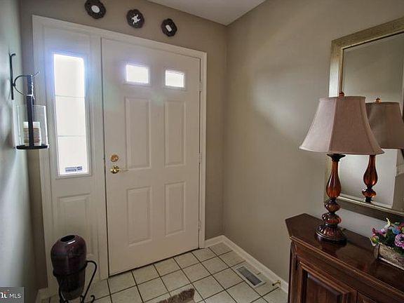 2nd image of 8 Green Meadow Ct